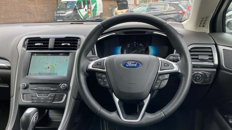 Ford Mondeo 2.0 Hybrid Titanium Edition 4dr Auto Hybrid Saloon